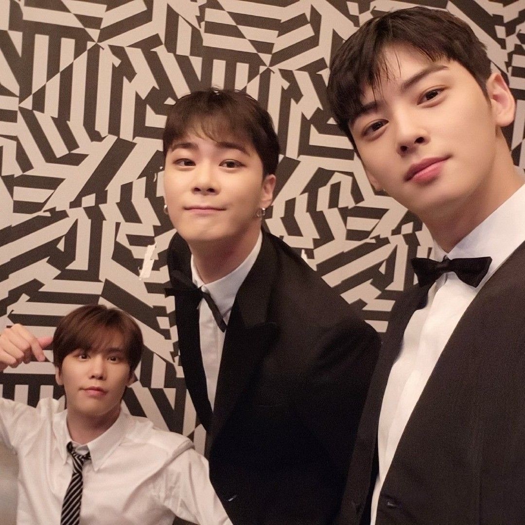 Momen yang diabadikan oleh penggemar Cha Eunwoo