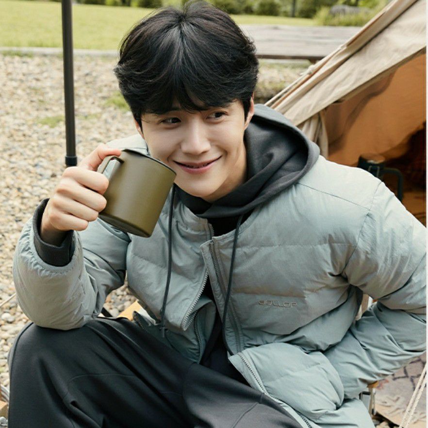 A moment captured by a fan of Kim Seonho