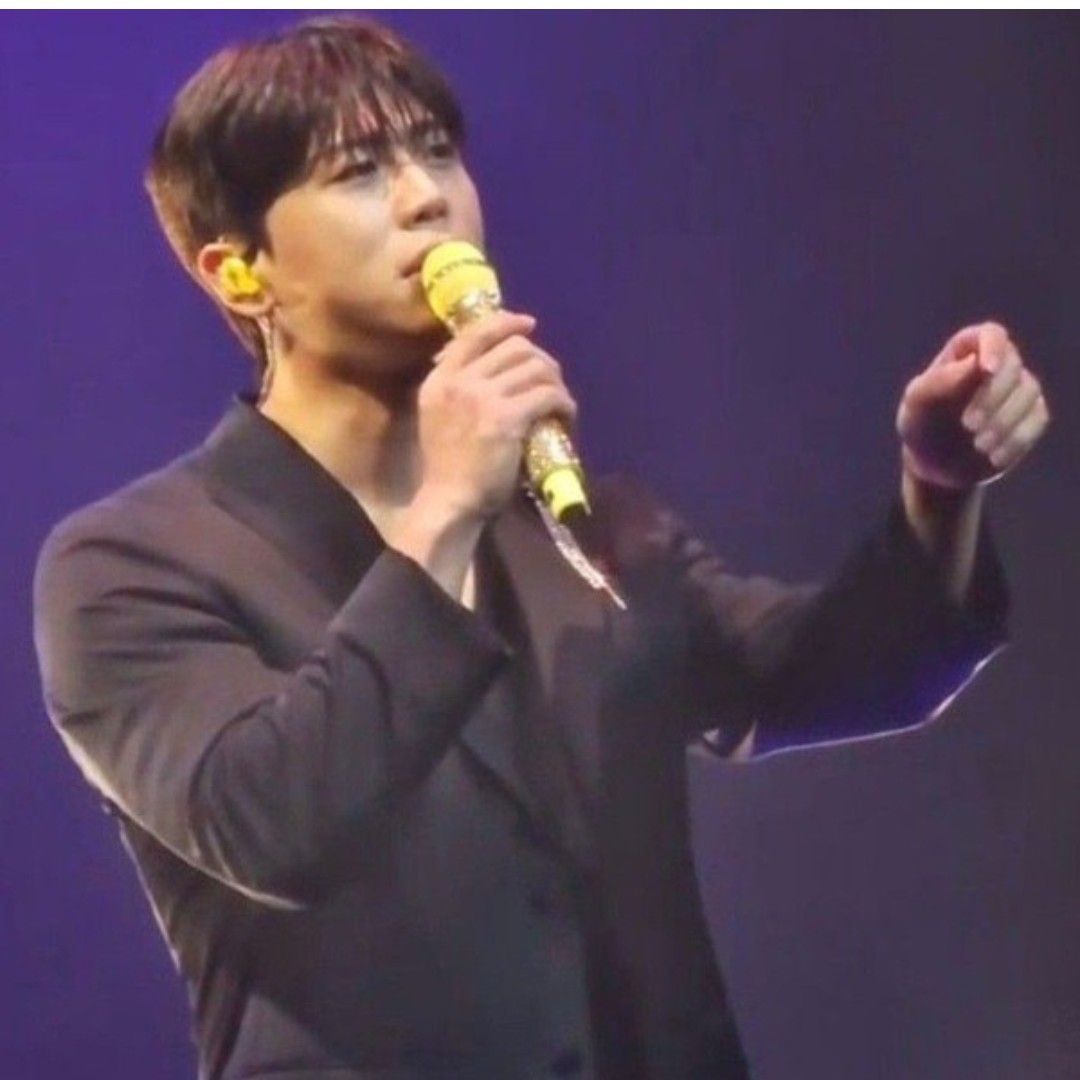A moment captured by a fan of Namgung Jin
