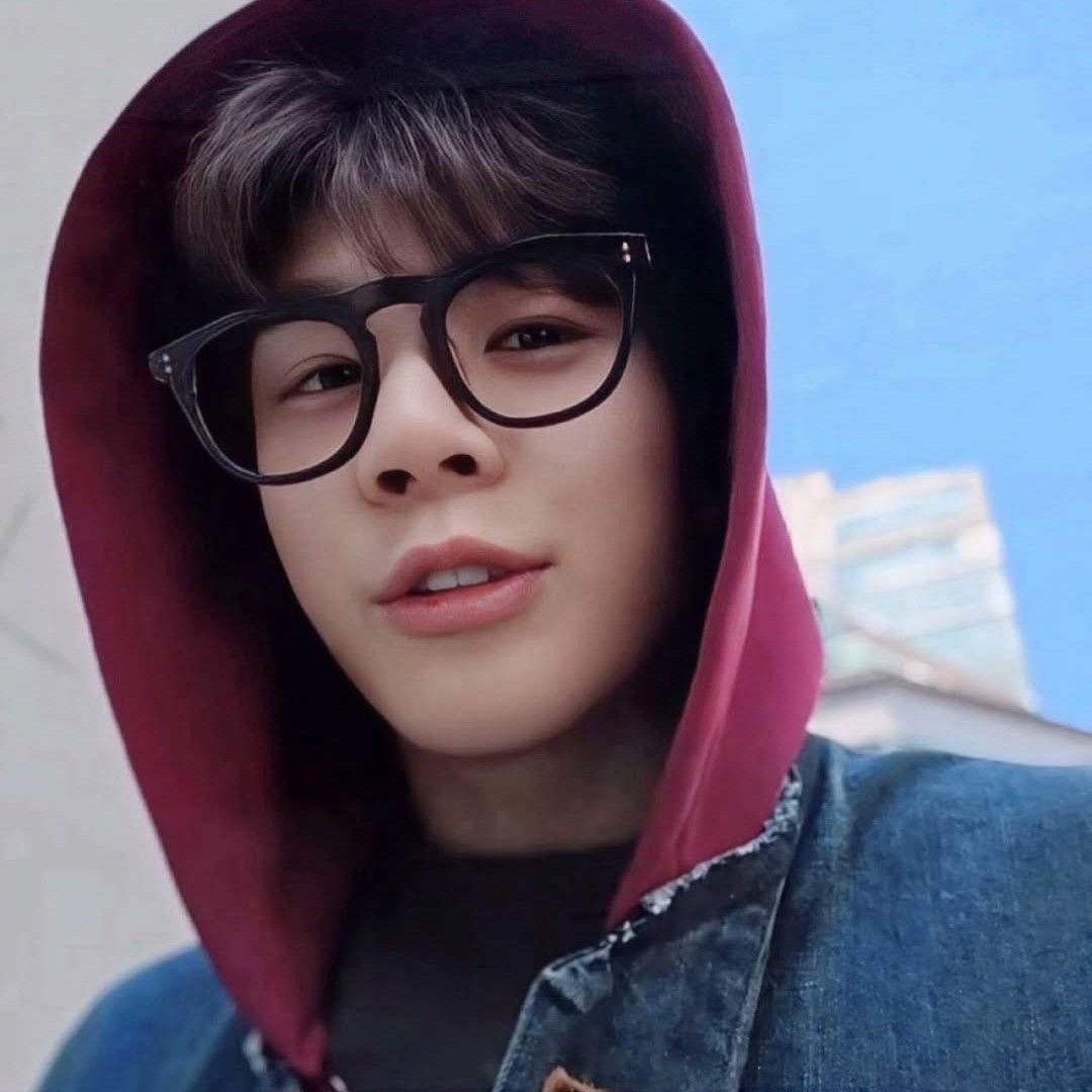 Latest photo of Jeong Dongwon