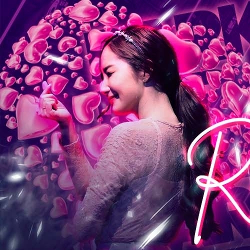 パク・ミニョンの最近の活動ショット