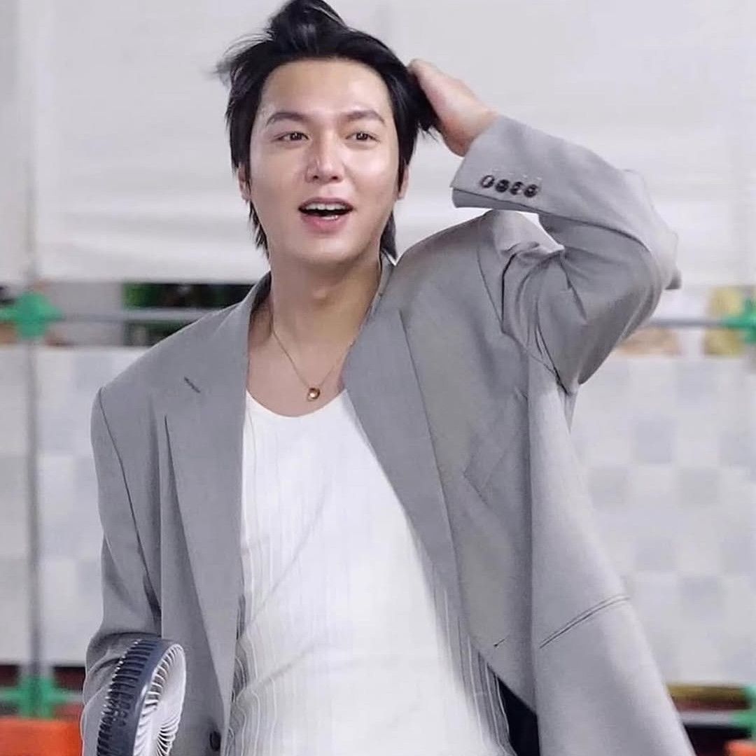 李敏镐的近期活动照