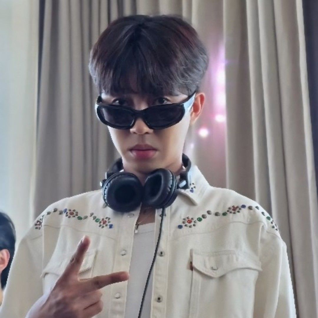 Cuplikan di balik layar dari Lim Youngwoong