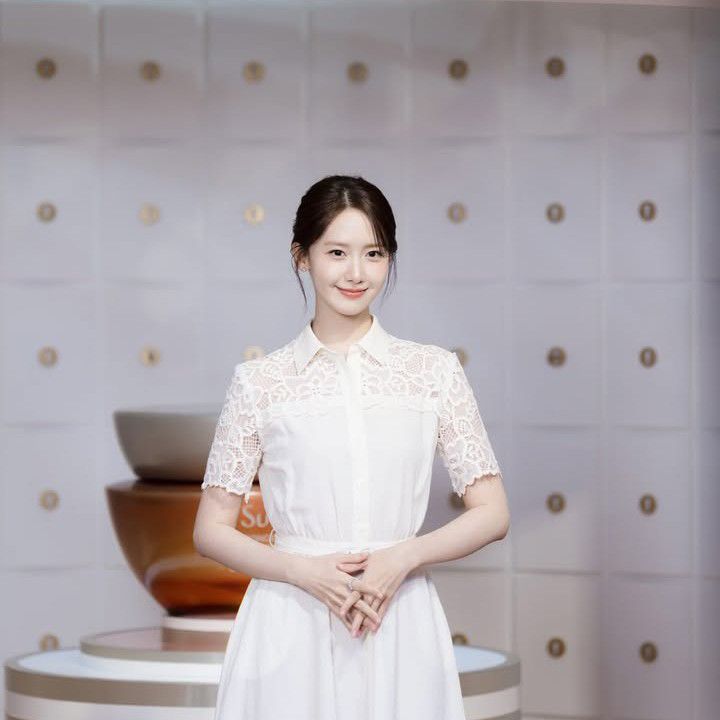 Latest photo of Yoona
