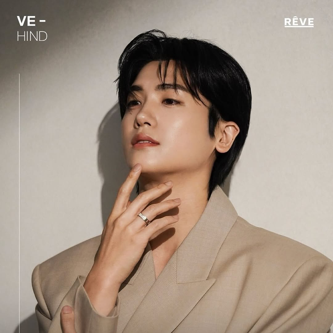 Latest photo of Park Hyungsik