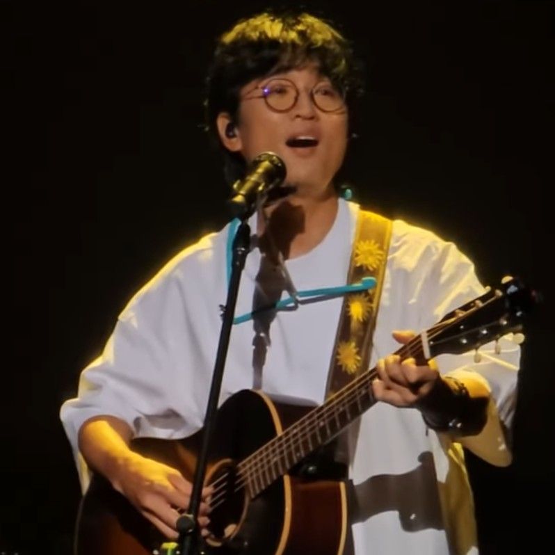 A moment captured by a fan of Bak Changgeun