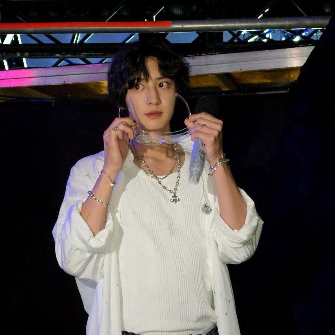 Recent activity shot of Chanyeol