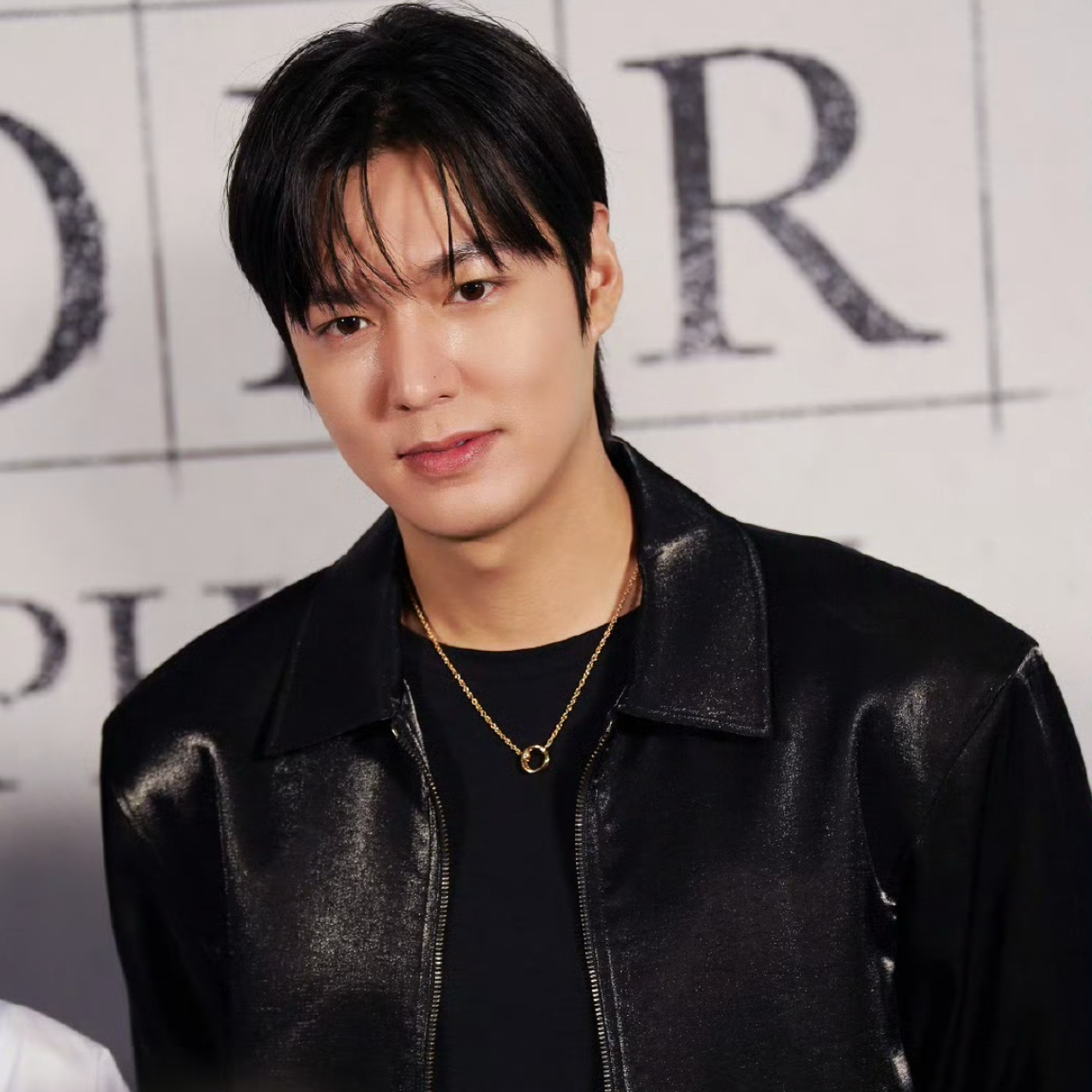 Behind-the-scenes cut of Lee Minho