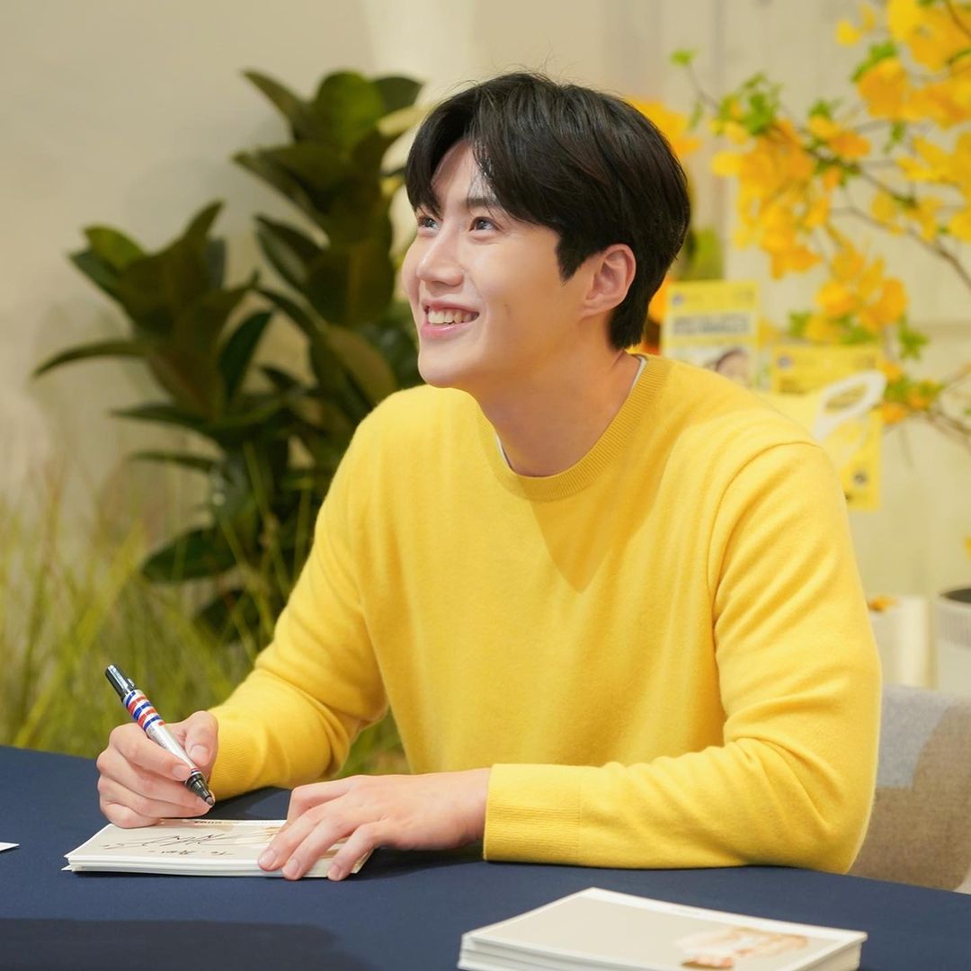 Latest photo of Kim Seonho