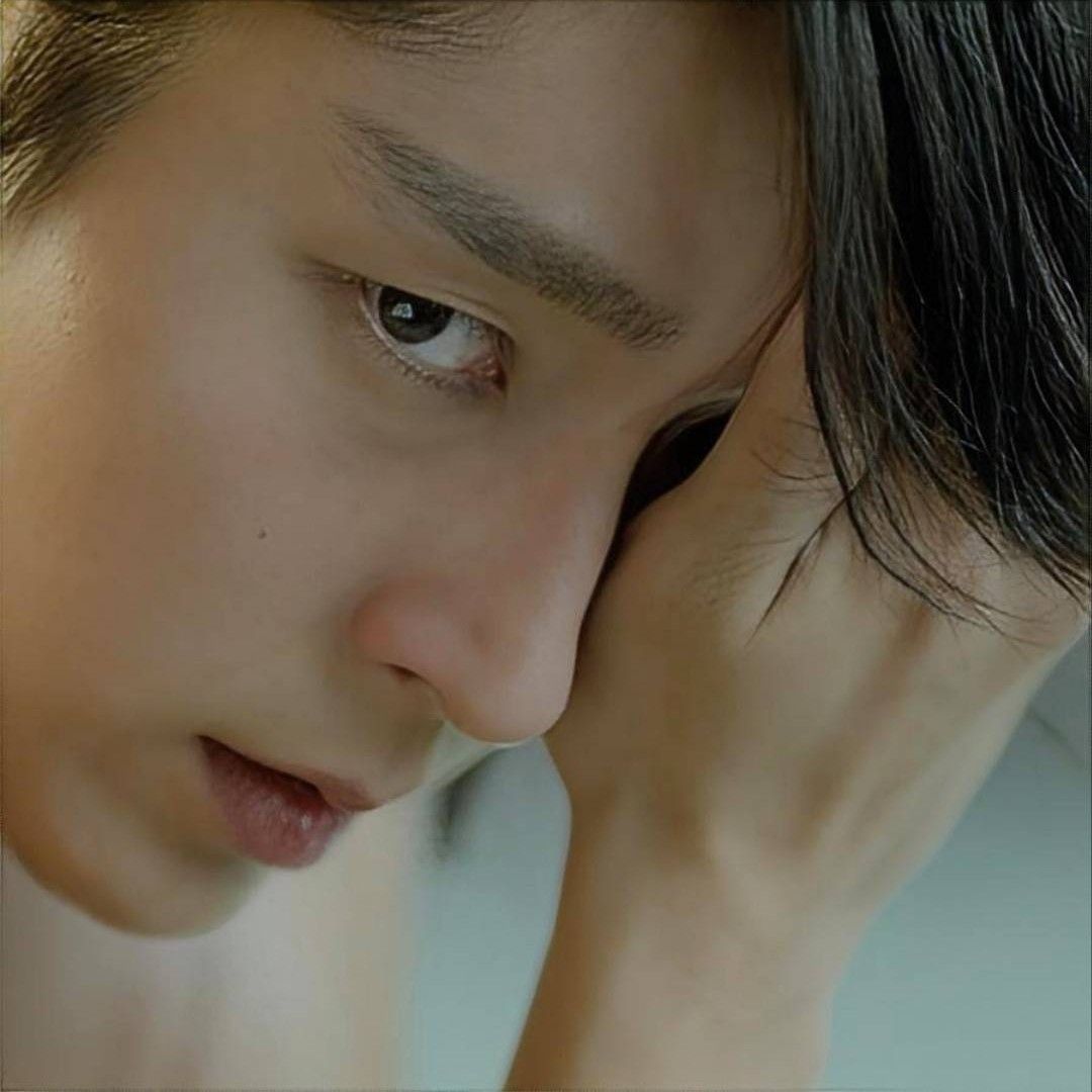 Behind-the-scenes cut of Lee Joongi