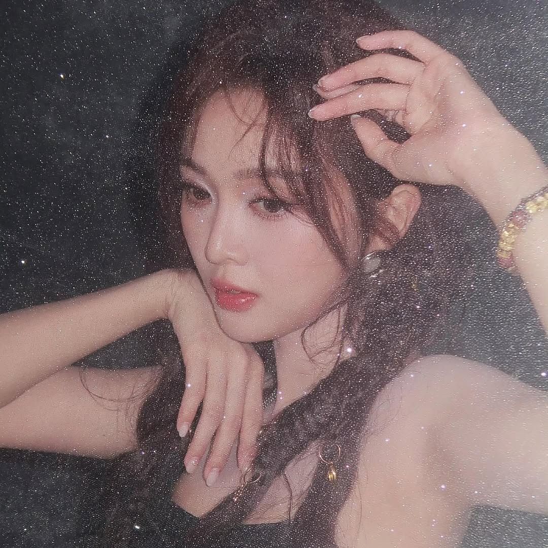 Recent activity shot of Wu Xuanyi