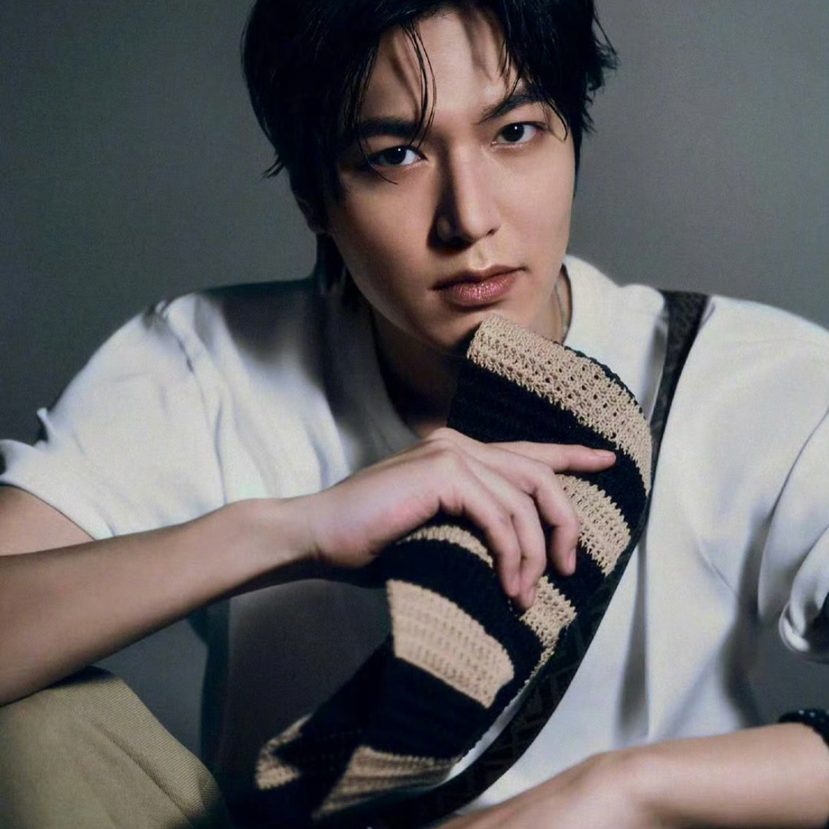 Recent activity shot of Lee Minho