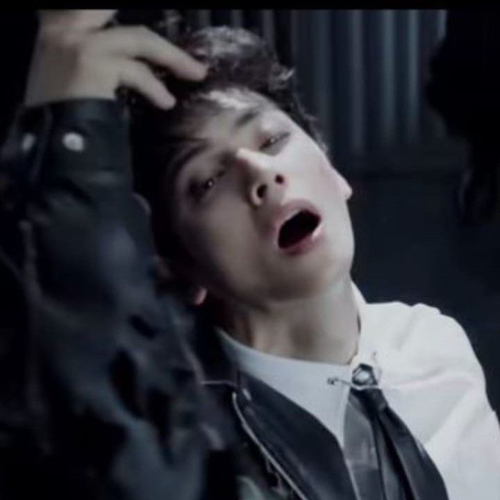 Cuplikan di balik layar dari Cha Eunwoo