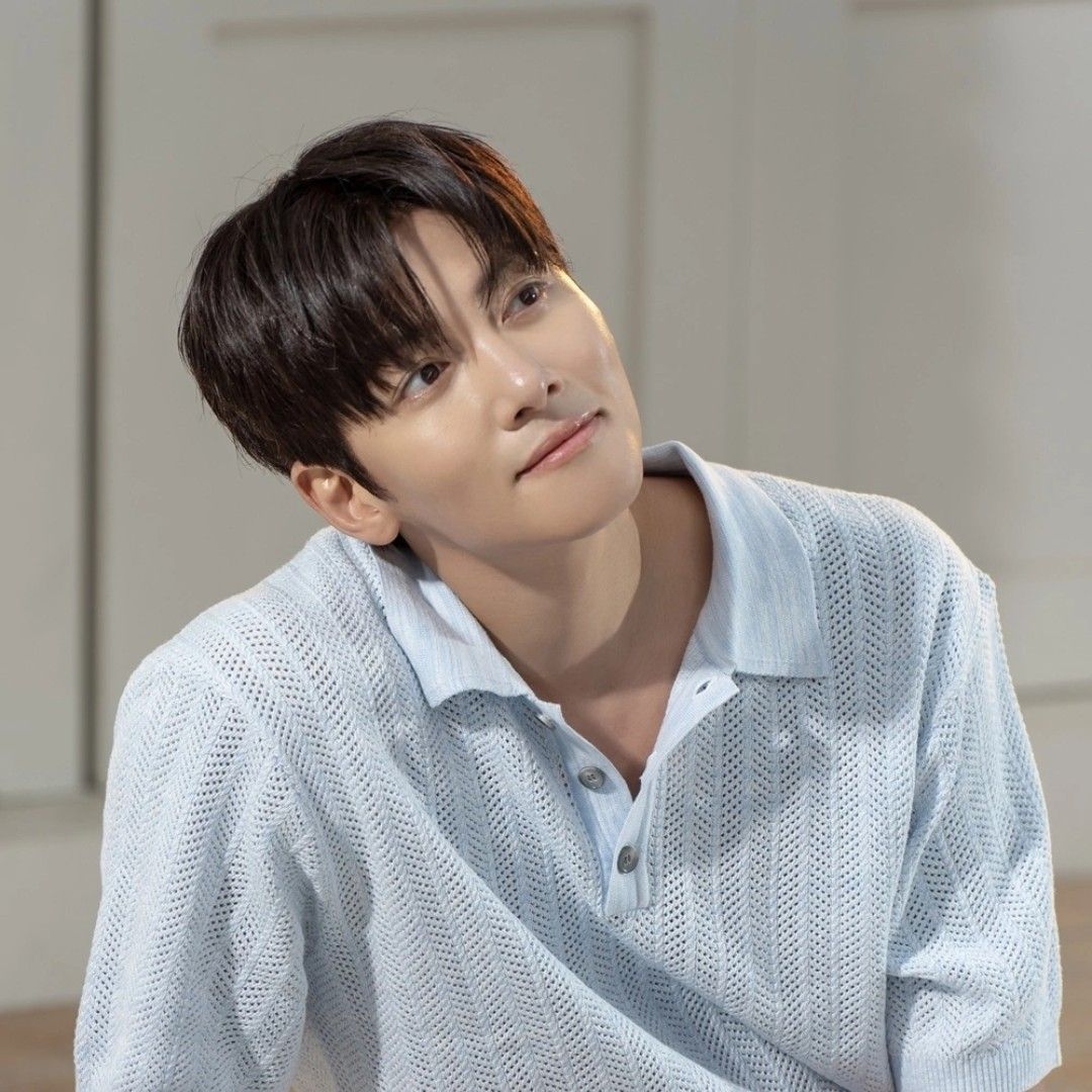 Latest photo of Ji Changwook