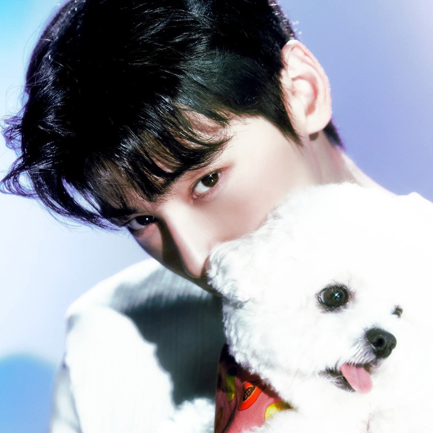 A moment captured by a fan of Cha Eunwoo