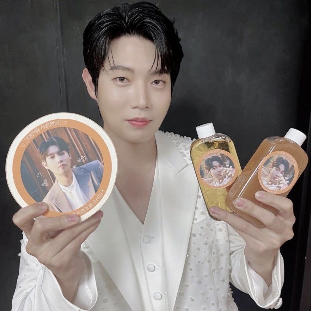 Recent activity shot of Son Taejin