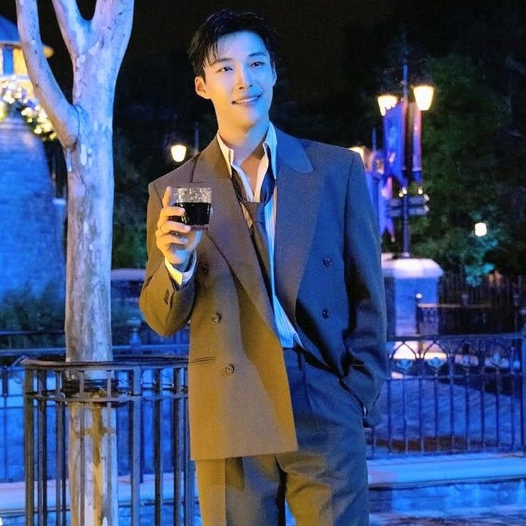 Recent activity shot of Woo Dohwan