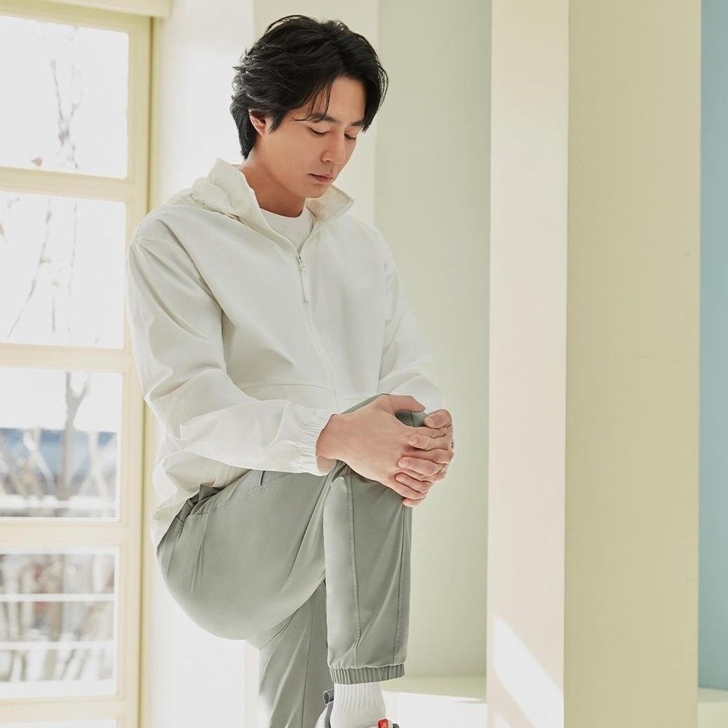 Behind-the-scenes cut of Jo Insung