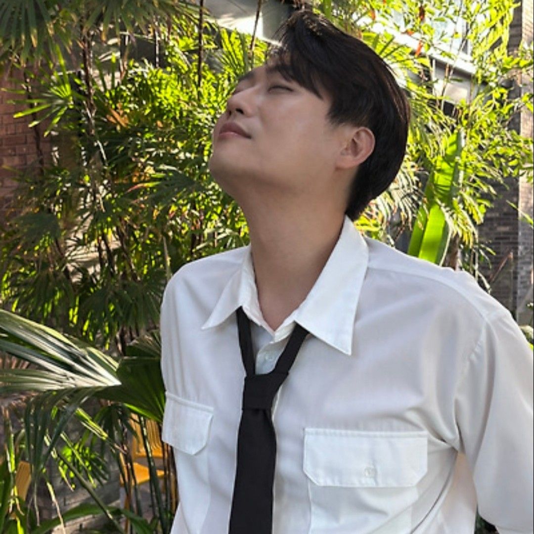 Recent activity shot of Min Soohyun
