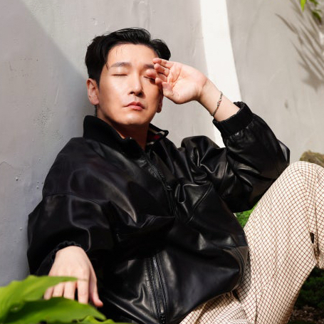 A moment captured by a fan of Cho Seungwoo 