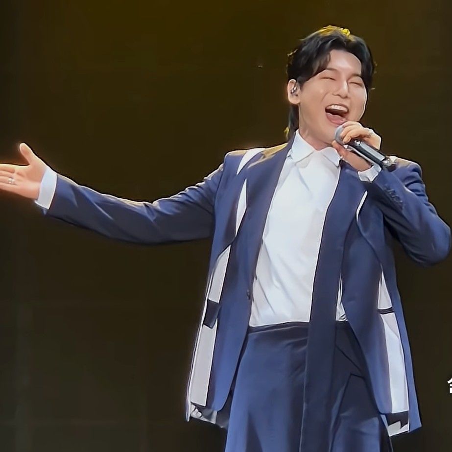 Behind-the-scenes cut of Kim Junsu (1991)