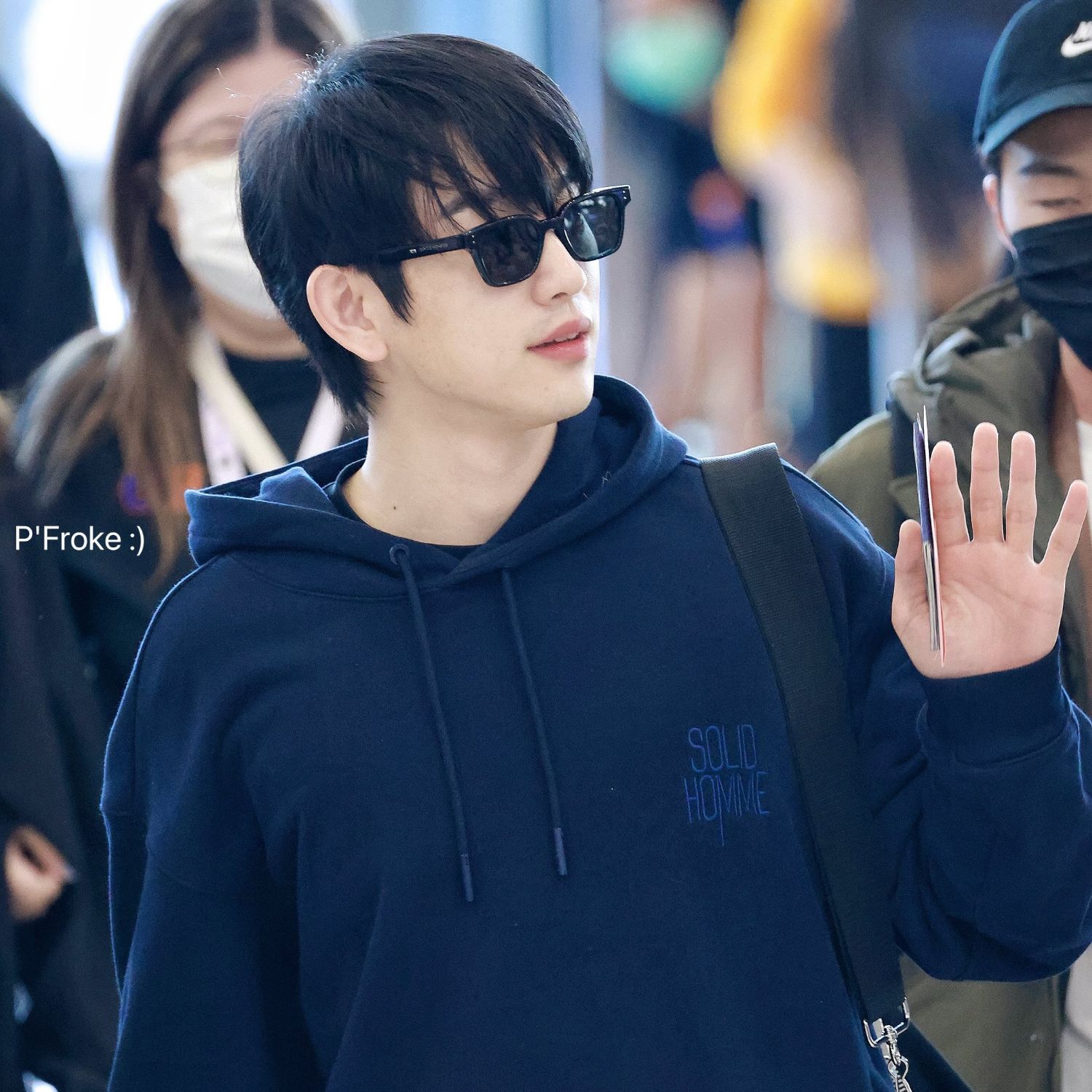 Cuplikan di balik layar dari Park Jinyoung