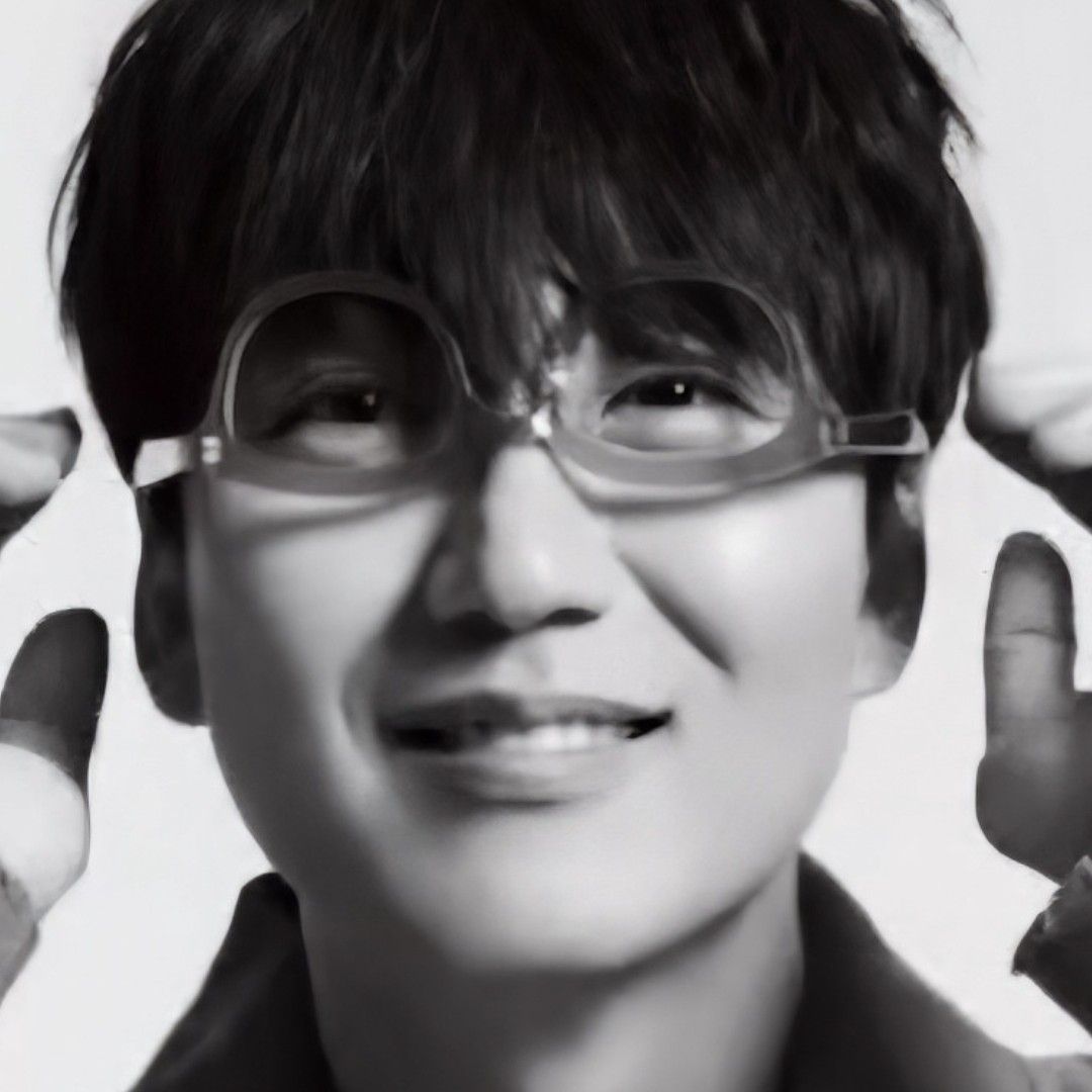 Behind-the-scenes cut of Kim Namgil