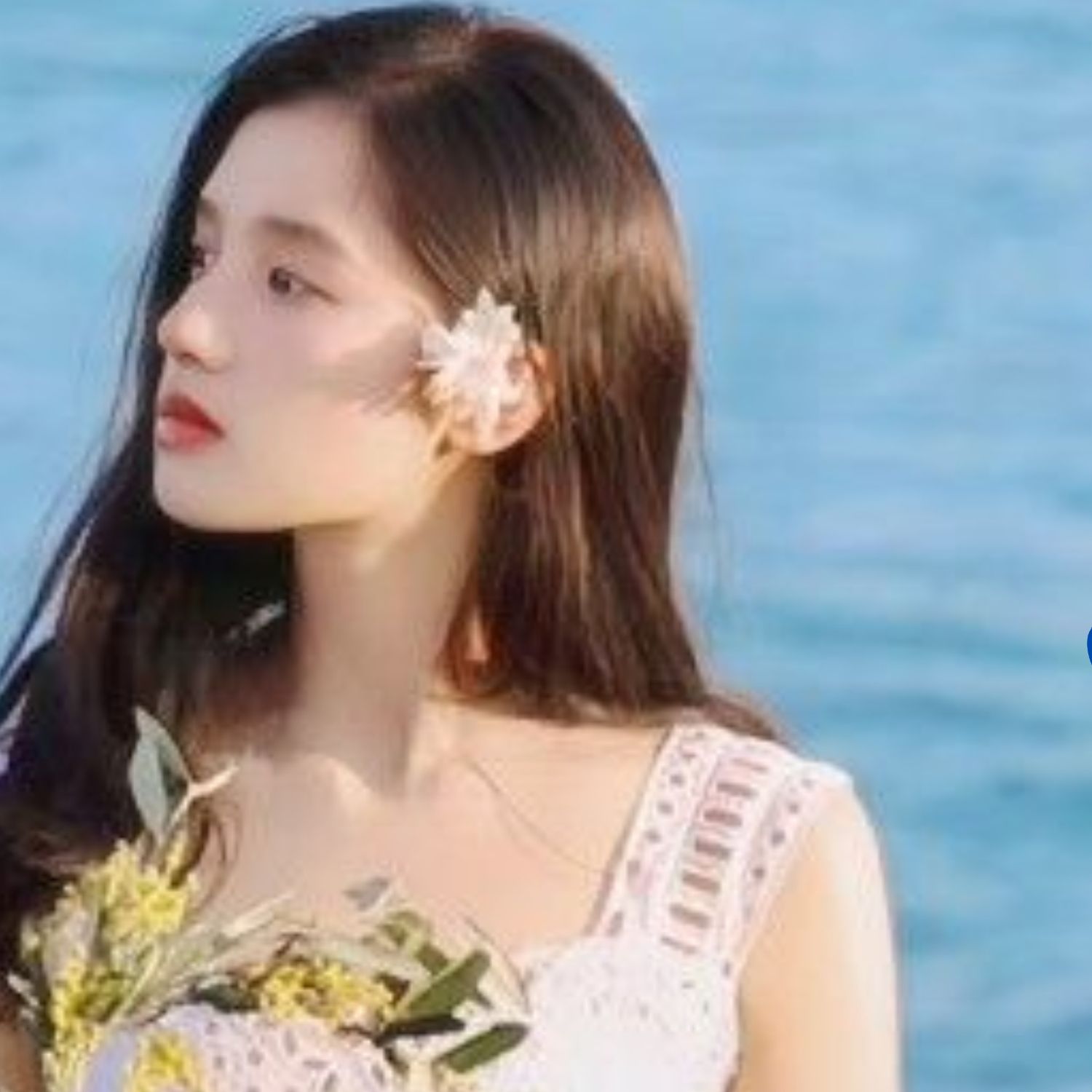 Behind-the-scenes cut of Jingyi Zhang