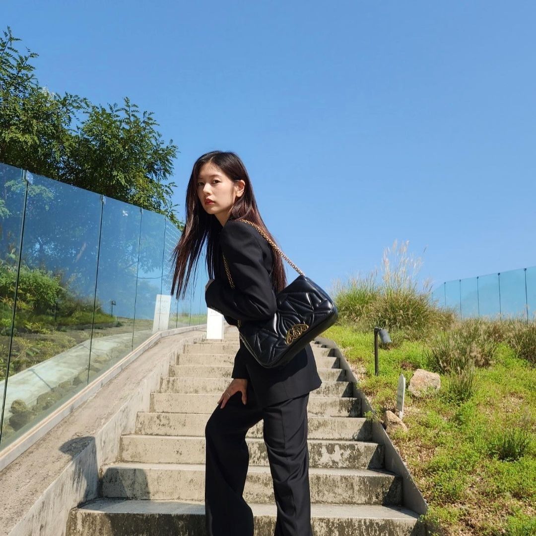 Behind-the-scenes cut of Jung Somin