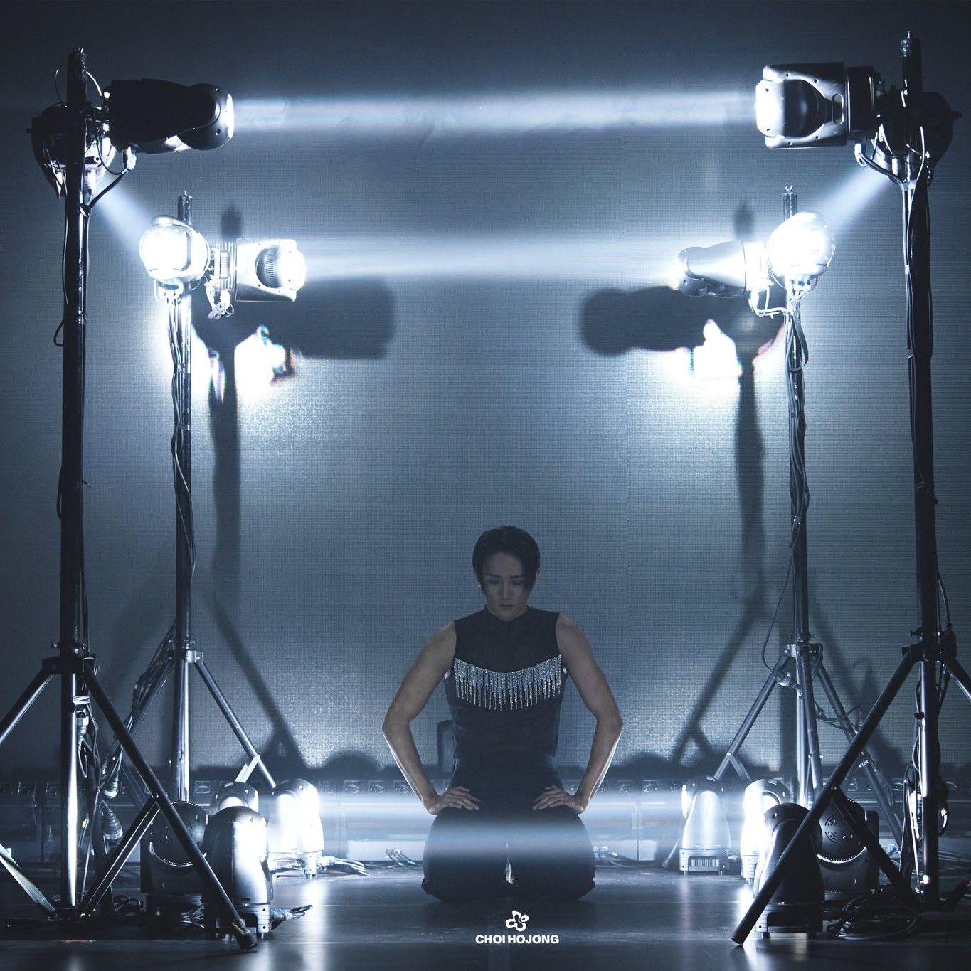 Behind-the-scenes cut of Choi Hojong