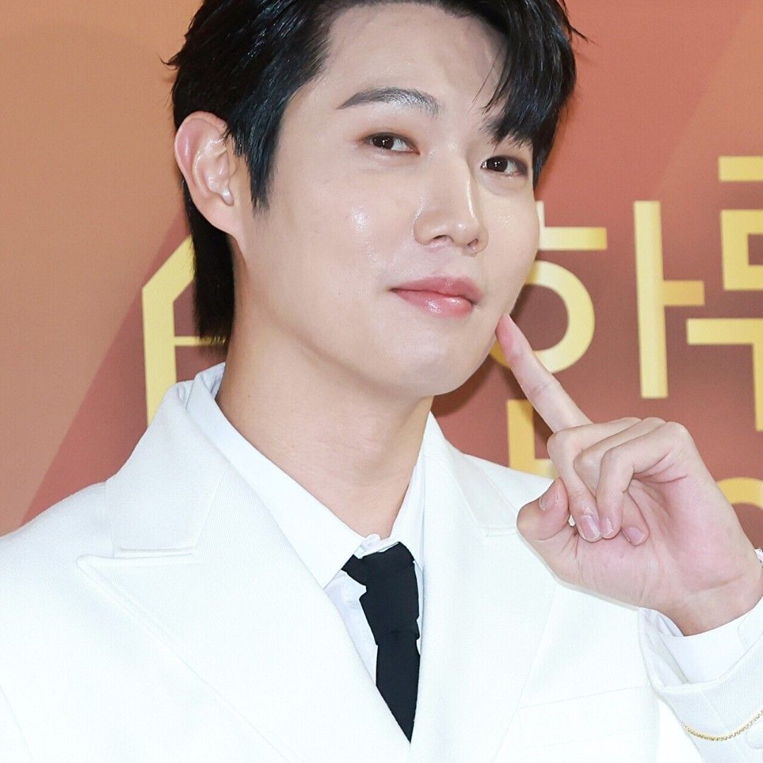 Behind-the-scenes cut of Son Taejin