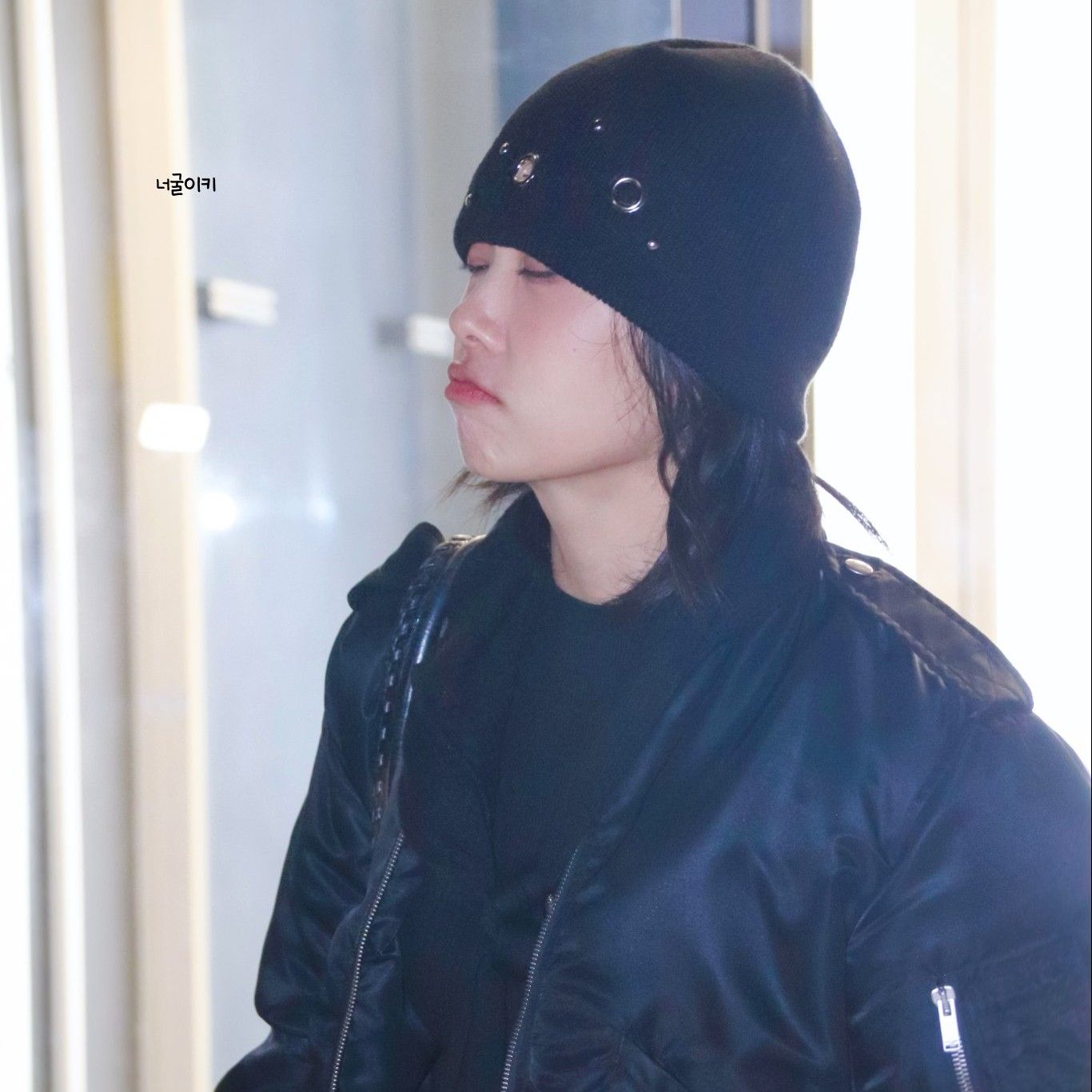 Behind-the-scenes cut of Aiki