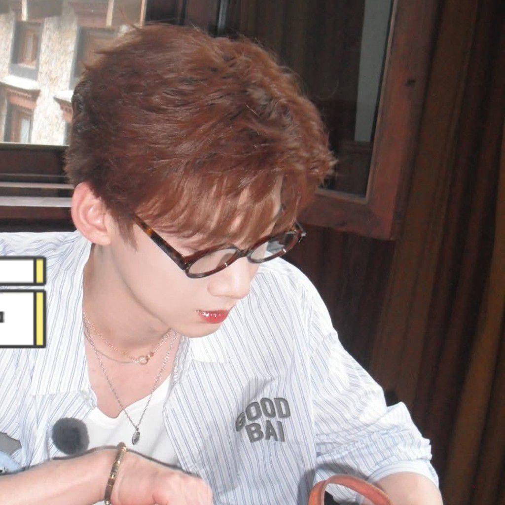 Latest photo of Bai Jingting