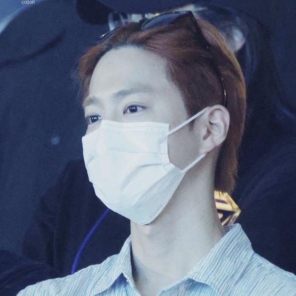 Behind-the-scenes cut of Suho