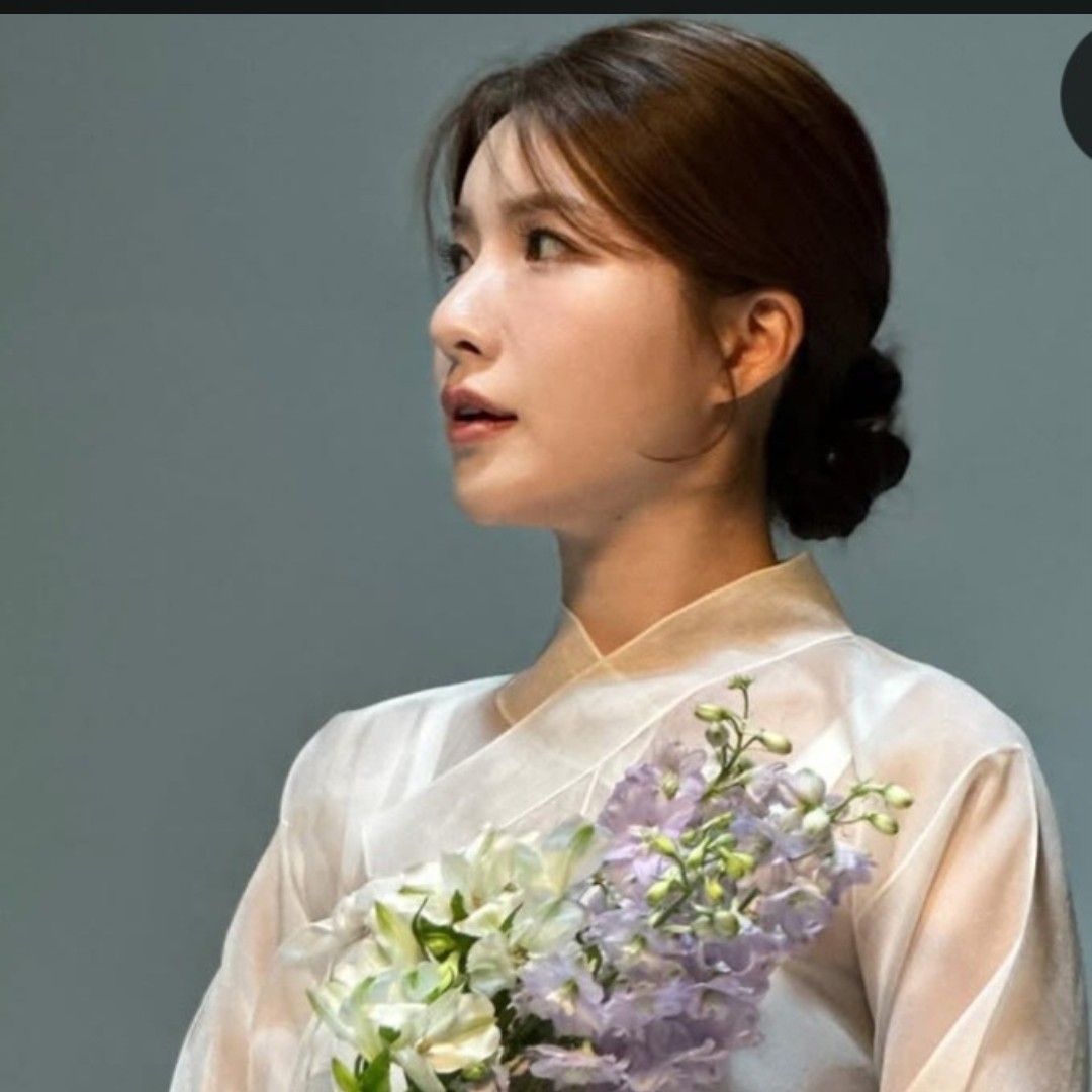 A moment captured by a fan of Ryu Wonjung