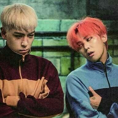 A moment captured by a fan of T.O.P