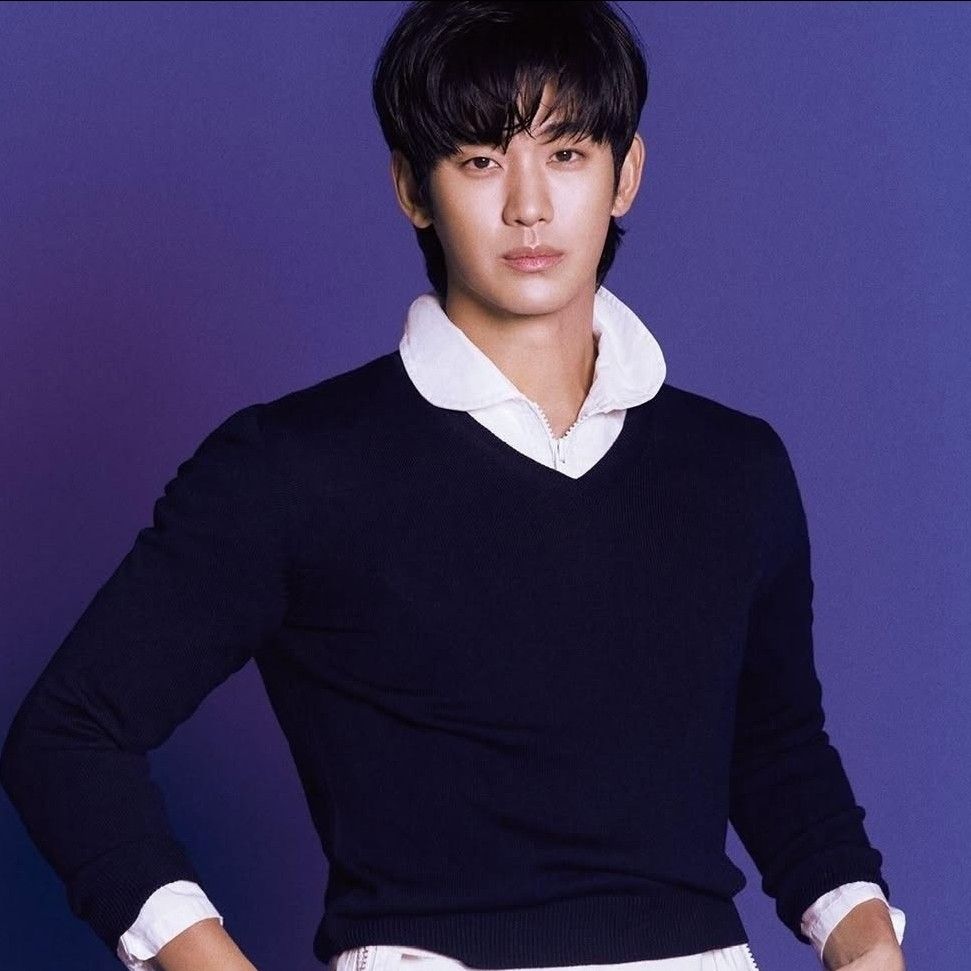 A moment captured by a fan of Kim Soohyun