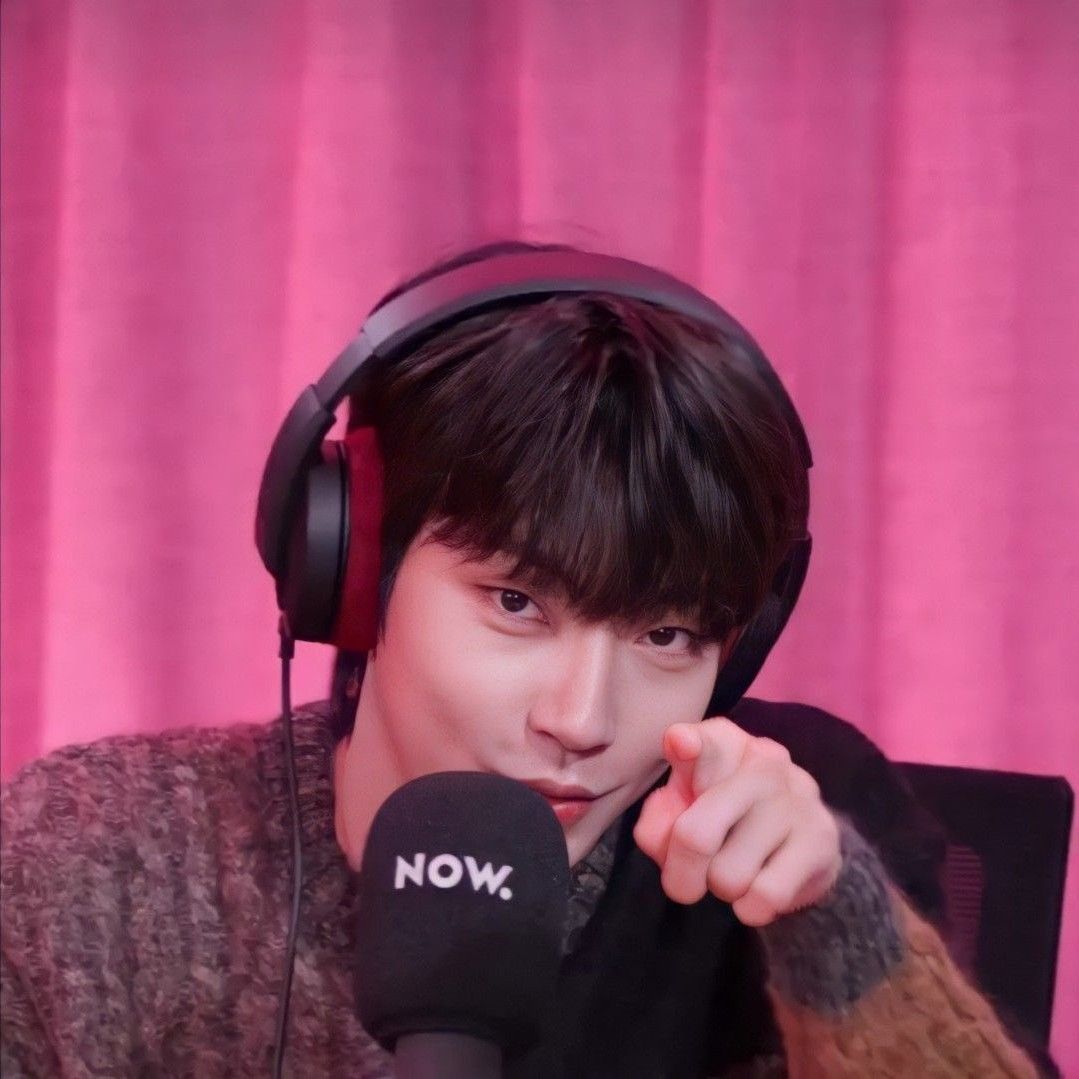 Latest photo of Hwang Inyoup