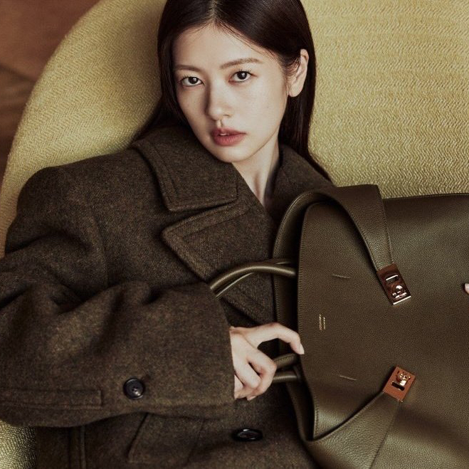 Recent activity shot of Jung Somin