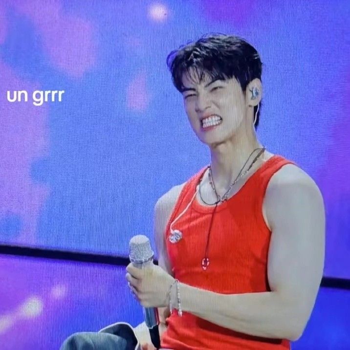 Latest photo of Cha Eunwoo