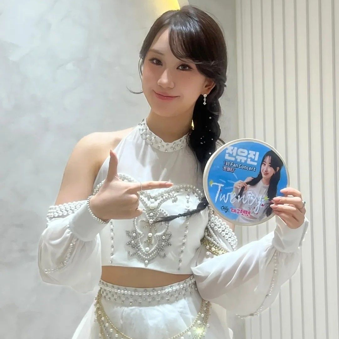 Foto kegiatan terbaru dari Jeon Yujin