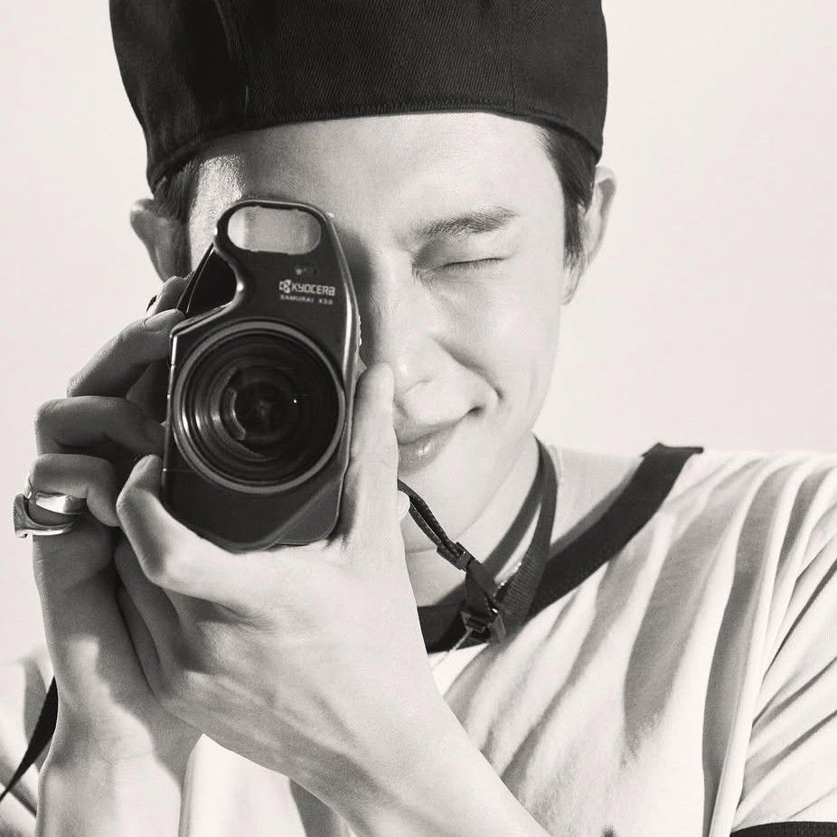 A moment captured by a fan of Kim Sungcheol