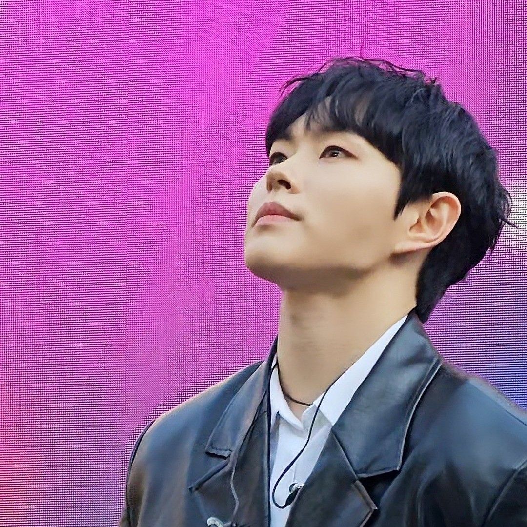 Behind-the-scenes cut of Lee Byeongchan