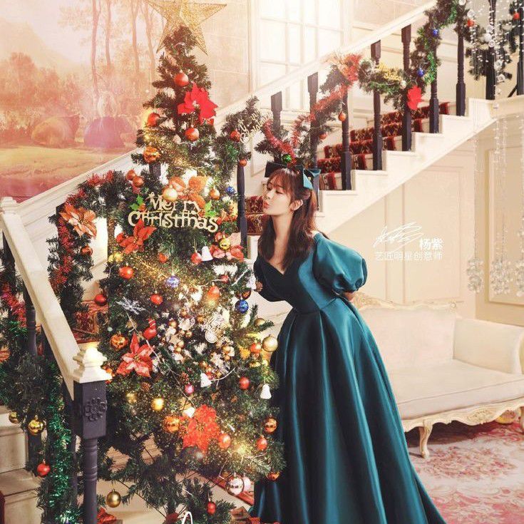 Behind-the-scenes cut of Yang Zi