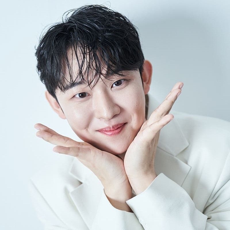 진욱 최근 활동샷
