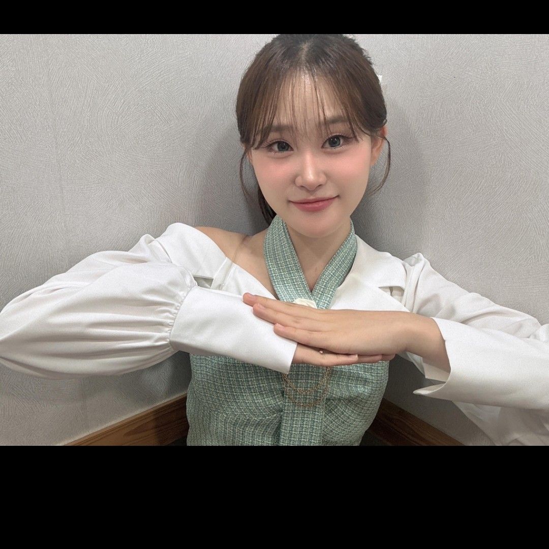 A moment captured by a fan of Kim Dahyun