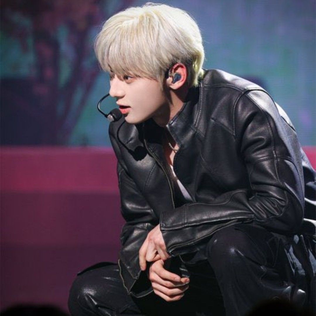 Behind-the-scenes cut of Hwang Minhyun