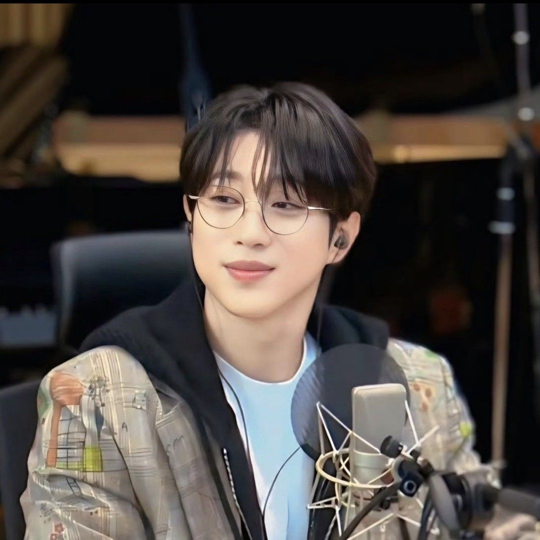 안성훈 최근 활동샷