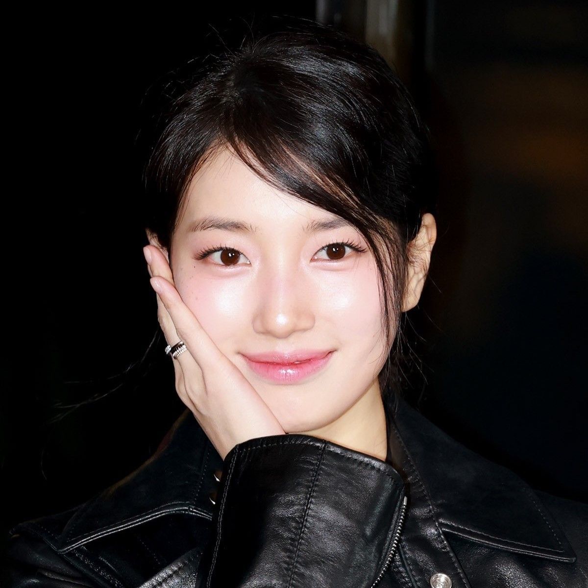 Behind-the-scenes cut of Bae Suzy