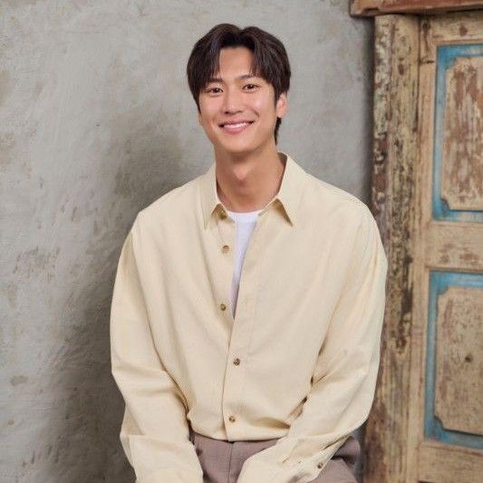 Latest photo of Na Inwoo
